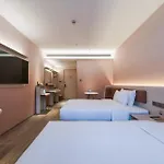 Hanting Hotel Shanghai International Tourism Zhong\'An Road
