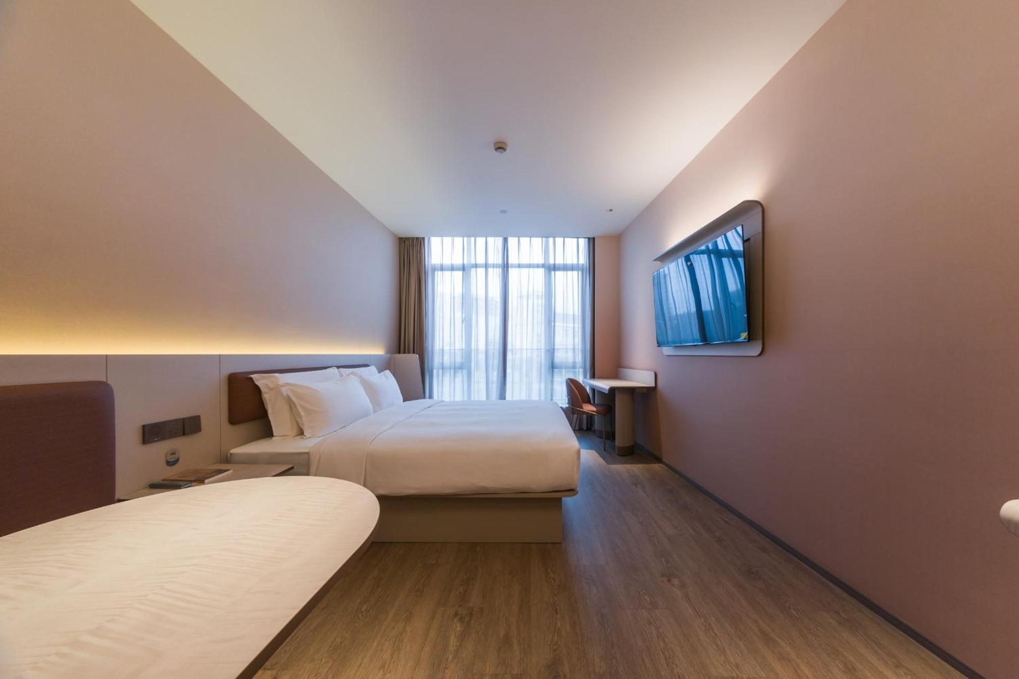 Hotel Hanting International Tourism Zhong'an Road