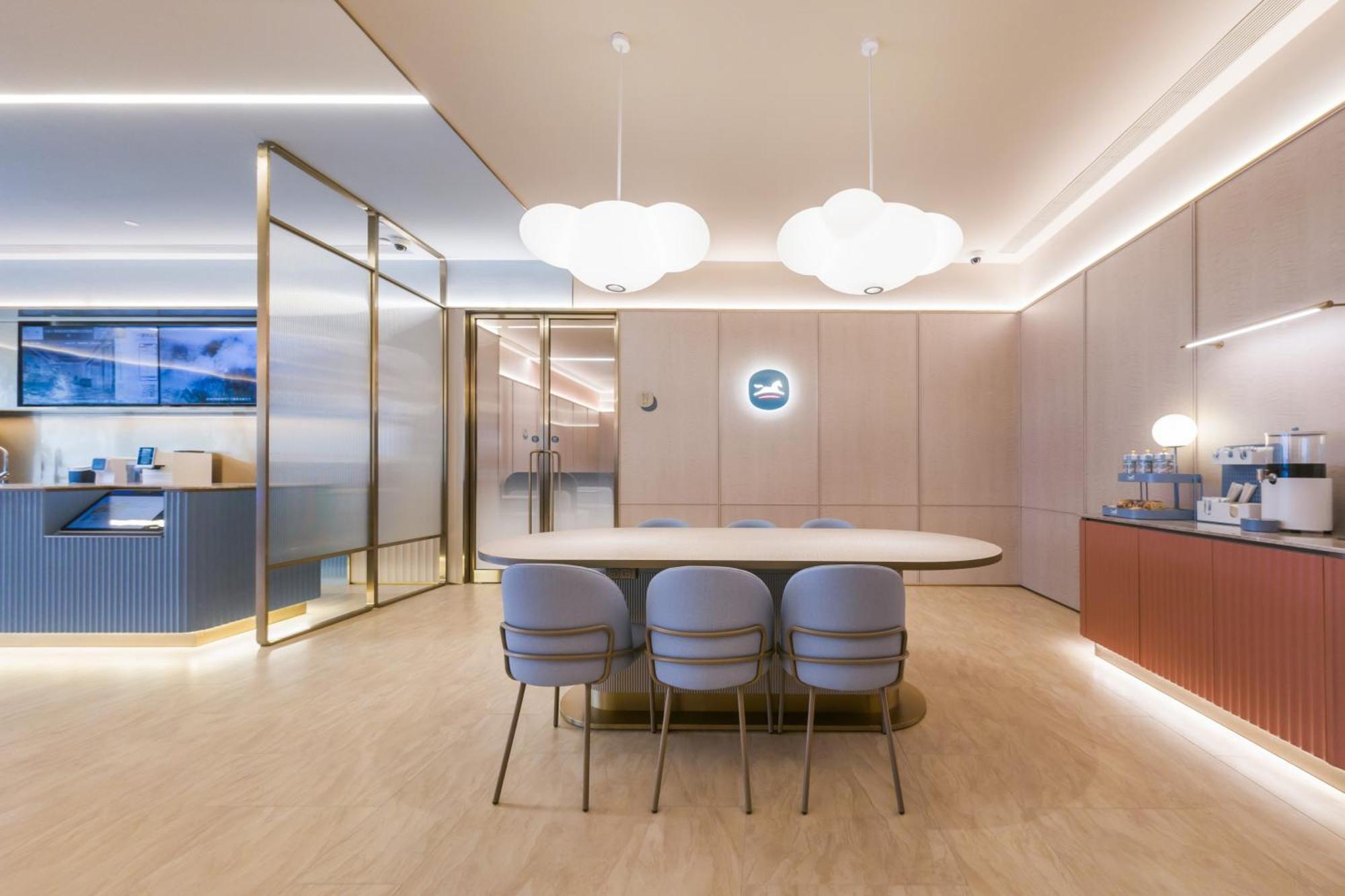 Hanting International Tourism Zhong'an Road Hotel 3*